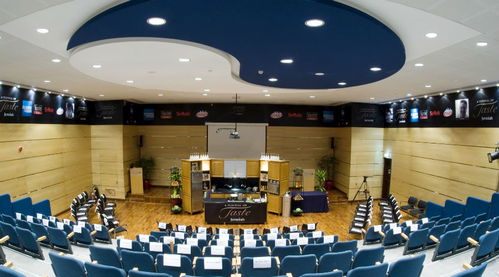 阿联酋酒店管理学院（EAHM） 立足奢华之都，锻造全球酒店业精英